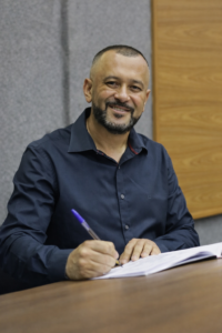 🌸 Vereador Flavio Comajo apresenta indicação voltada às mães atípicas 🌸