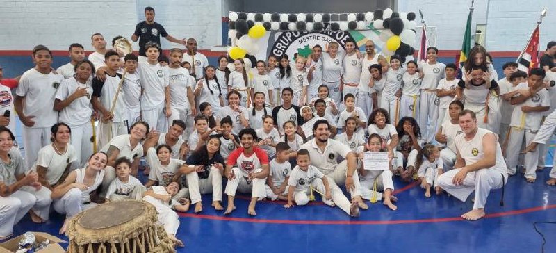 ONG Sou Criança Feliz realiza “Batismo de Capoeira” em Cajamar 🥋💙