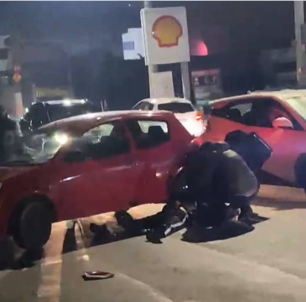 Acidente gravíssimo (moto e carro) na Avenida Tenente Marques